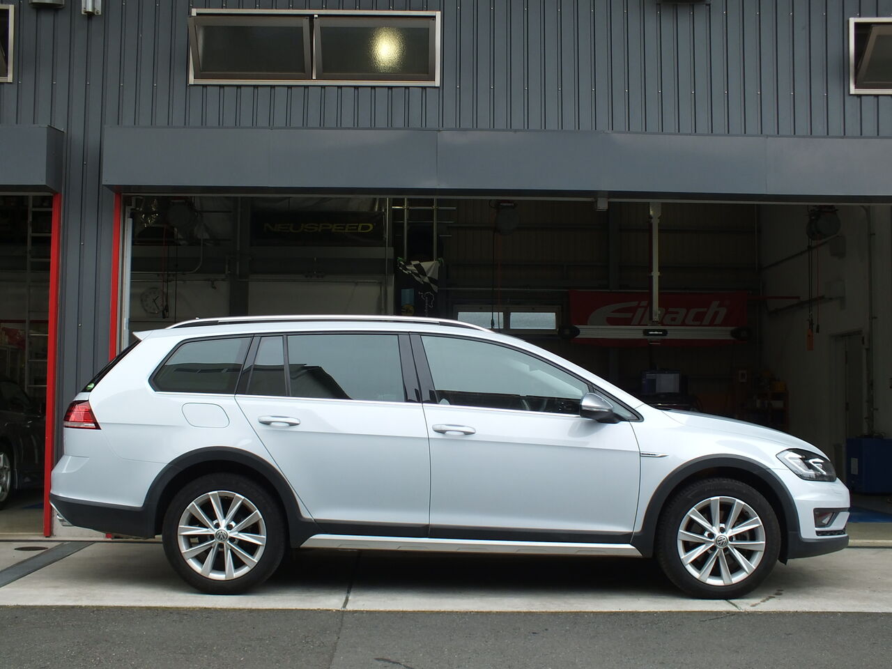 VW GOLF7.5 Alltrack 1.8 TSI 4Motion × Bilstein B6 + 3D4輪