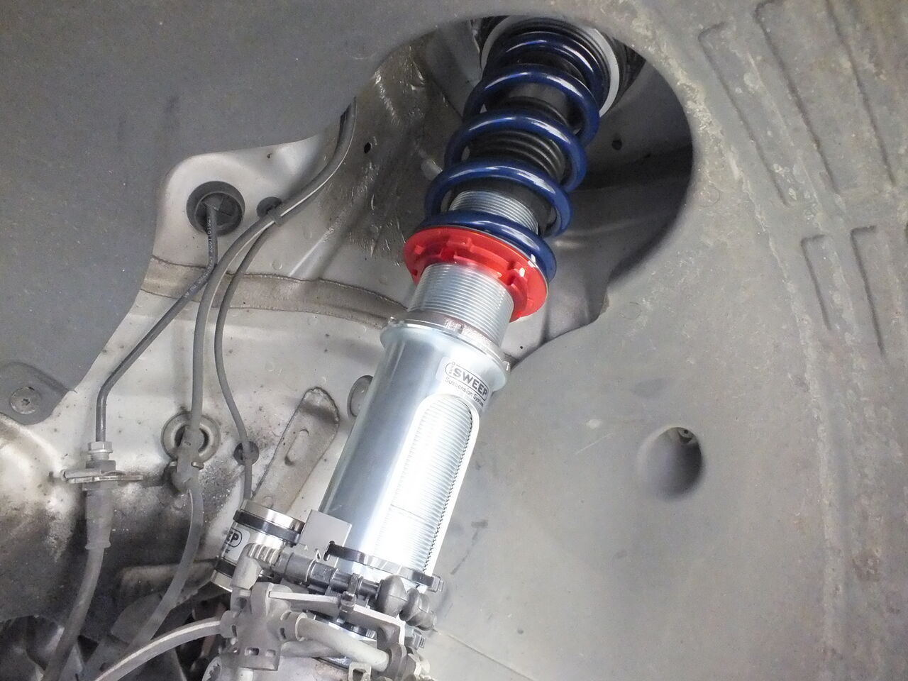isweep ゴルフ 7 mk7 GTI サスペンション 車高調 VW GOLF7 GTI × iSWEEP Suspension + NEUSPEED Turbo Discharge
