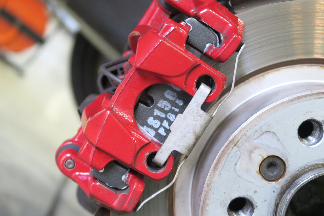 新品◆F系MINI用 iSWEEP製 IS1500 低ダストリアブレーキパッド MINI F56 JCW LCI2 × iSWEEP Brake Pad IS1500 : イシカワ