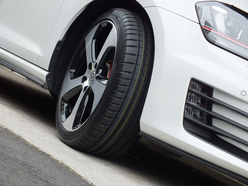 ゴルフ7 GTI 純正ホイール ミシュラン パイロットスポーツ4s VW ゴルフ