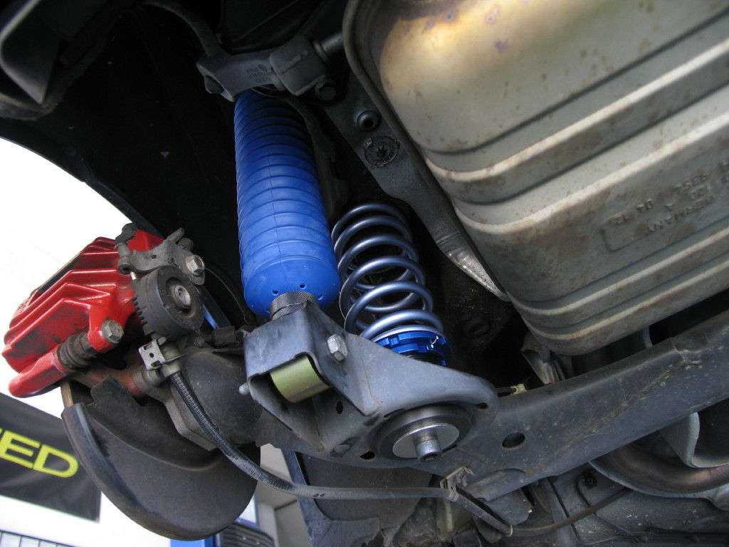ルポ　GTI 車高調 VWルポ KW 車高調整式サスペンションキット Version 1 取付