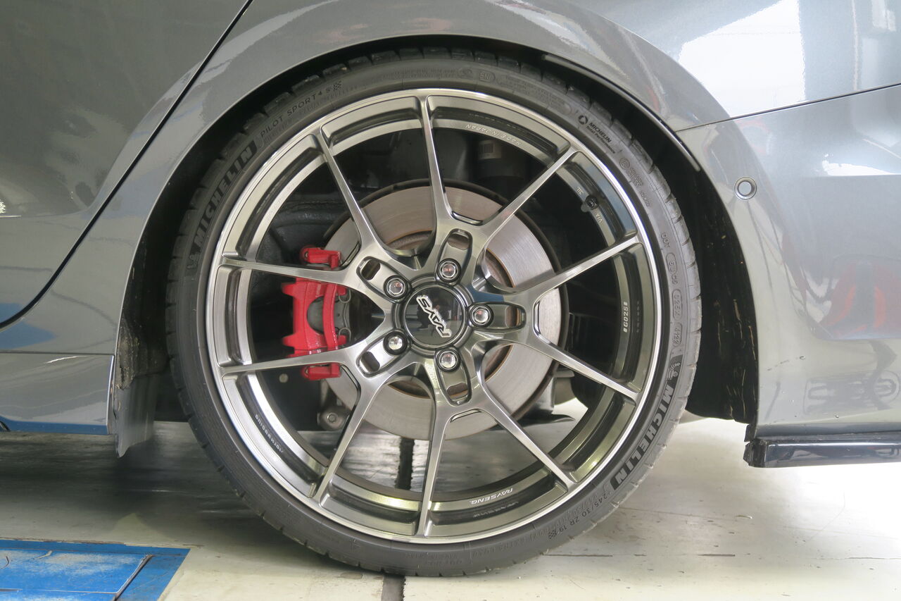 AUDI RS3 (8Y) Sedan × RST リアビックローターキット : イシカワ