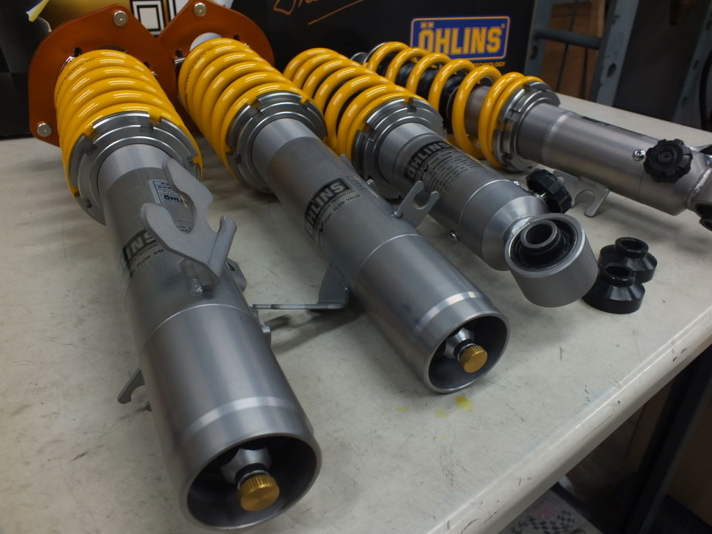 MINI R56 GP × OHLINS 車高調整式サスペンション : イシカワ MINI R56 GP × OHLINS 車高調整式サスペンション : イシカワ