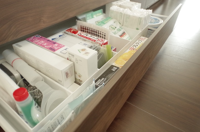 キッチン日用品ストックの収納 絶妙サイズのニトリのボックス いえ もの ことびより Powered By ライブドアブログ