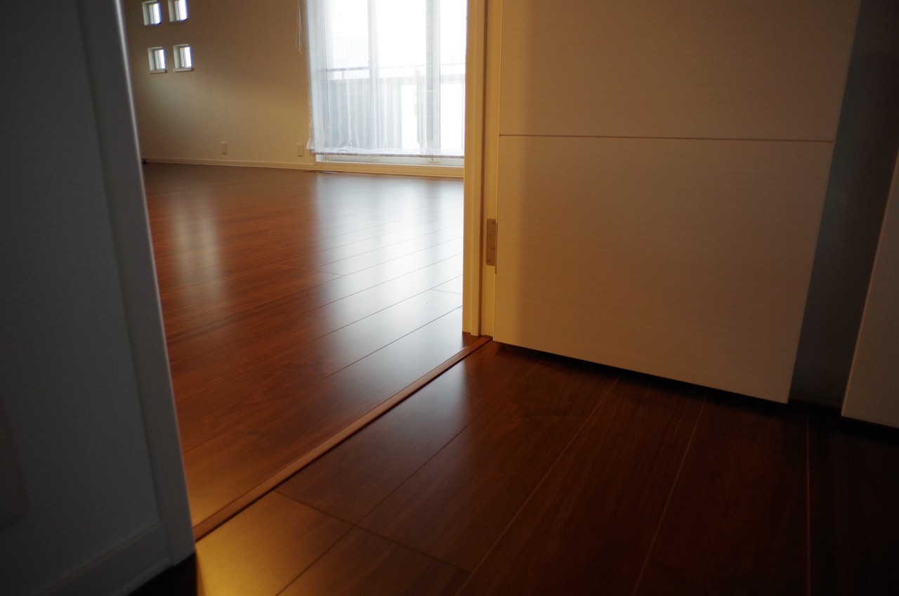 内覧会1*内装*部屋の境2