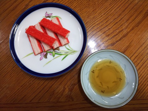１６５ カニカマと即席かに酢 家飲みのお品書き