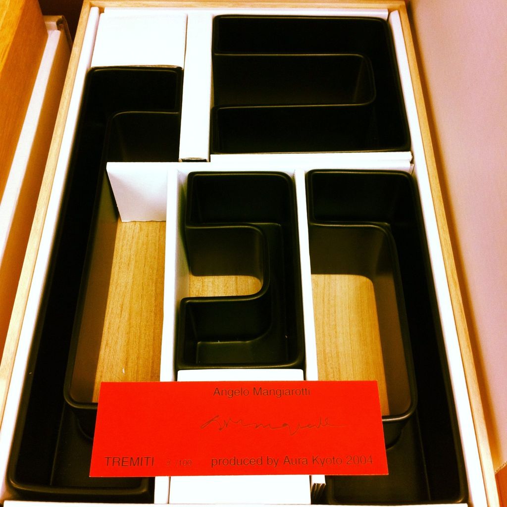 アンジェロ　マンジャロッティ　オブジェ アンジェロ マンジャロッティ オブジェ