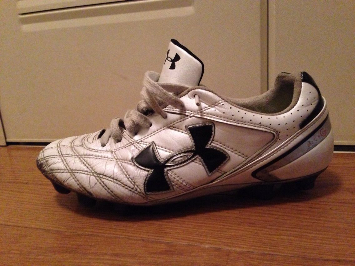 アンダーアーマー フリーリーKJ HG 紹介 : サッカースパイクNEWSのblog