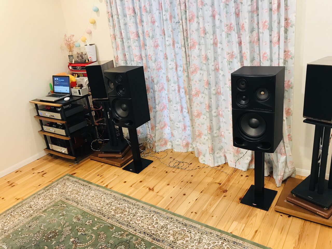 NmodeでROXYのスピーカーを鳴らす : My Life My Like My Way