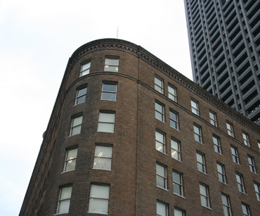 �����ӥ룱