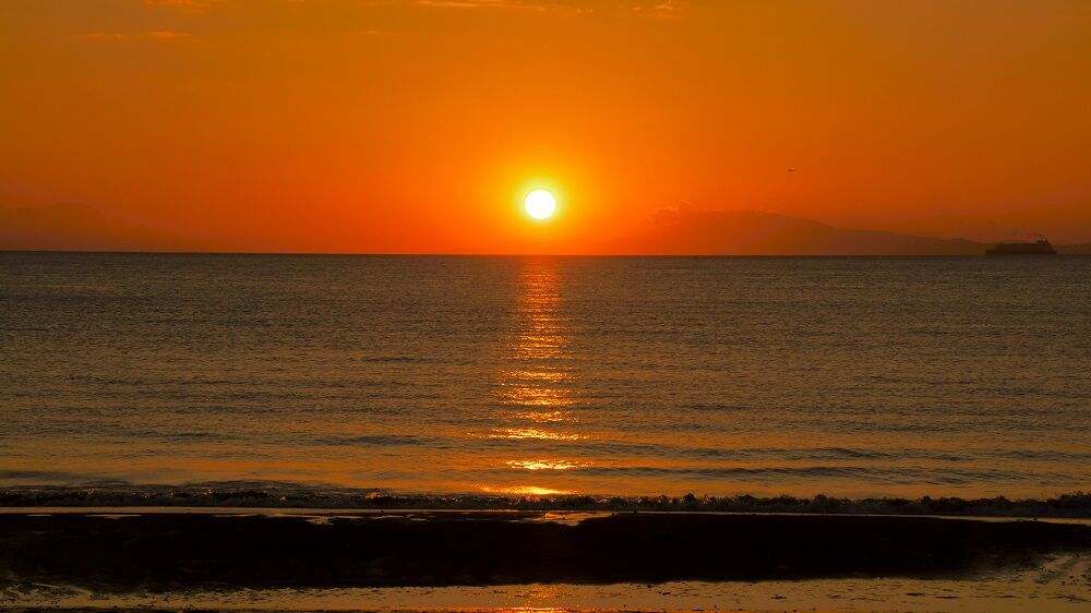 2019 11 13 岩井海岸からのパール富士は厚い雲に阻まれる 前日の夕景と併せてアップ ダイヤモンド富士 千葉 茨城