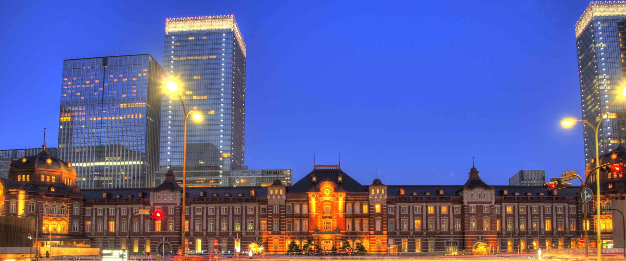東京駅ライトアップ 画像素材探索日記