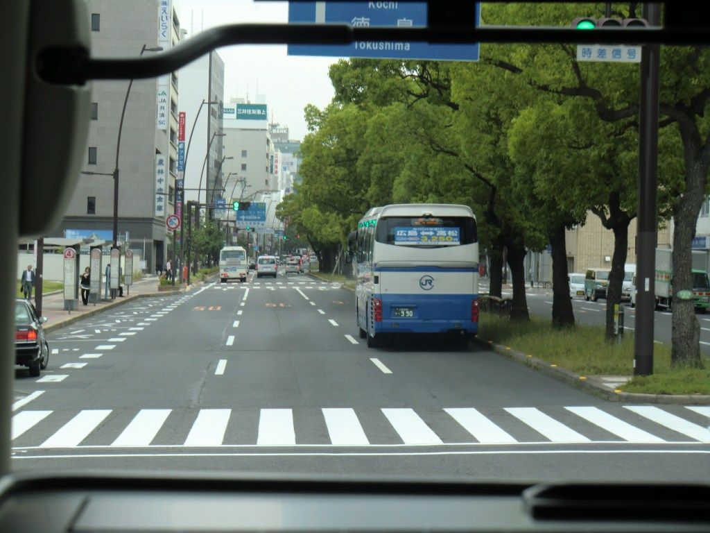 名神集中工事 In 京阪バス 高松エクスプレス京都号 山で働いていた が淡々と綴る日記もどき