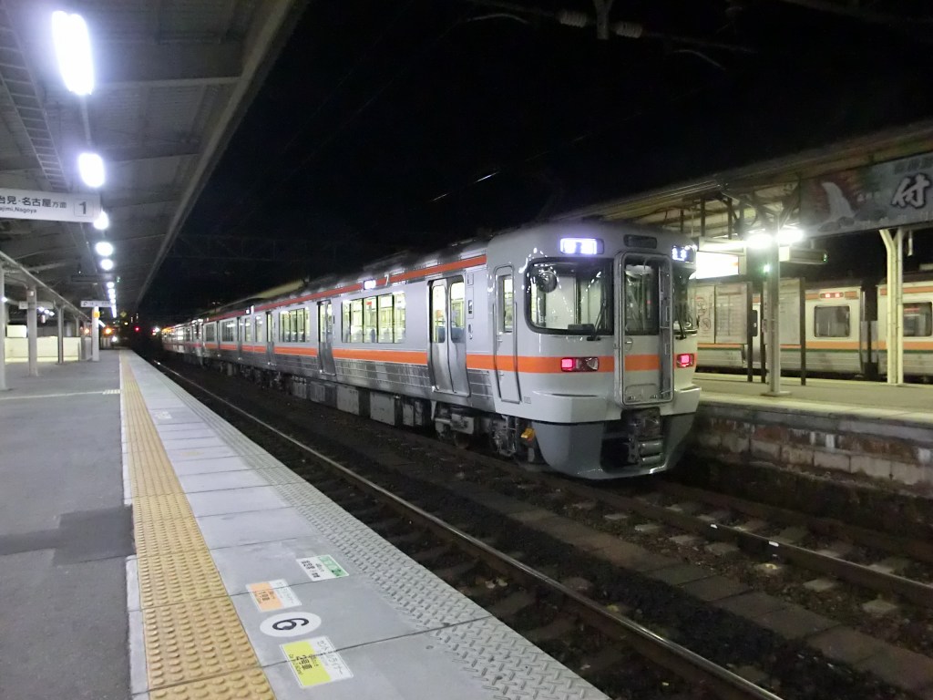おんたけ交通 木曽福島・新宿線 : 山で働いていた○○が淡々と綴る日記