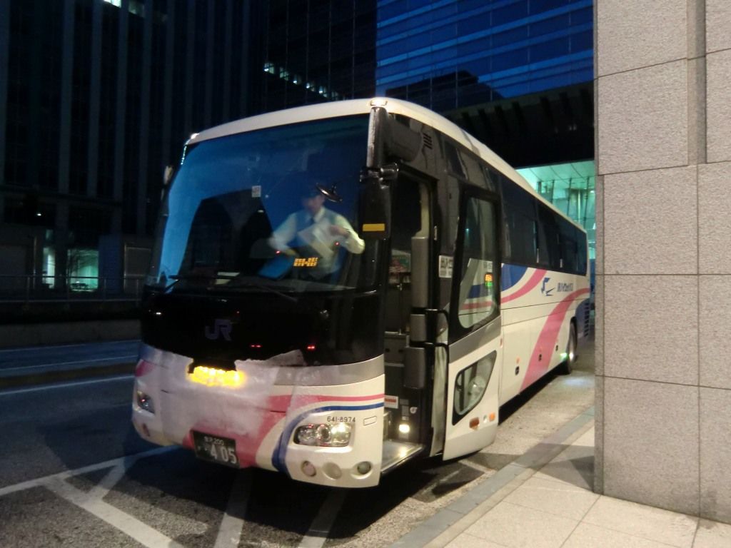 Jrバス関東 マロニエ新宿号 山で働いていた が淡々と綴る日記もどき