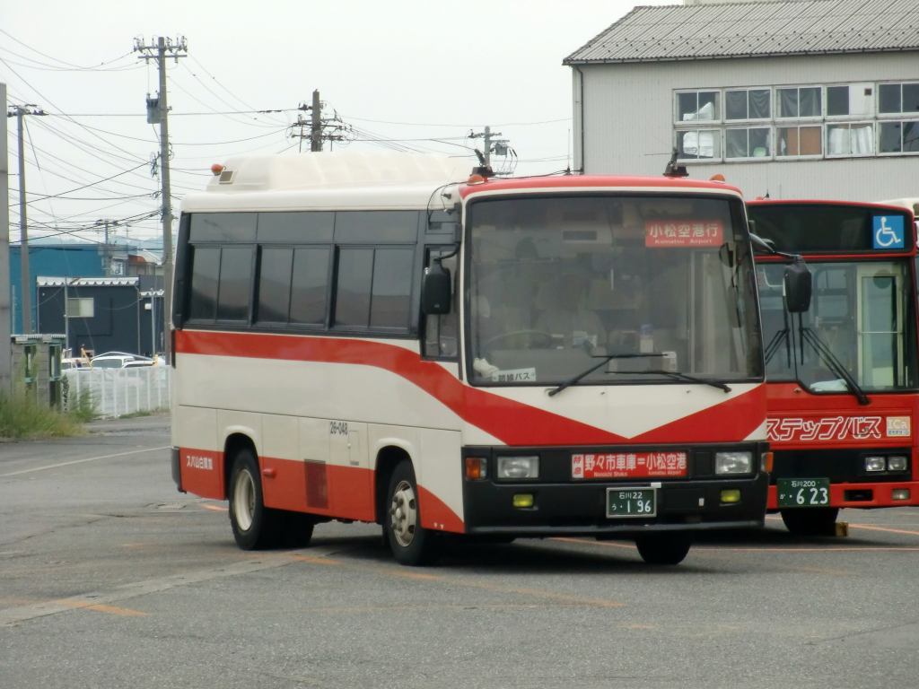 加賀白山バス 小松空港b線 山で働いていた が淡々と綴る日記もどき 加賀白山バス 小松空港b線 山で働いていた が淡々と綴る日記もどき
