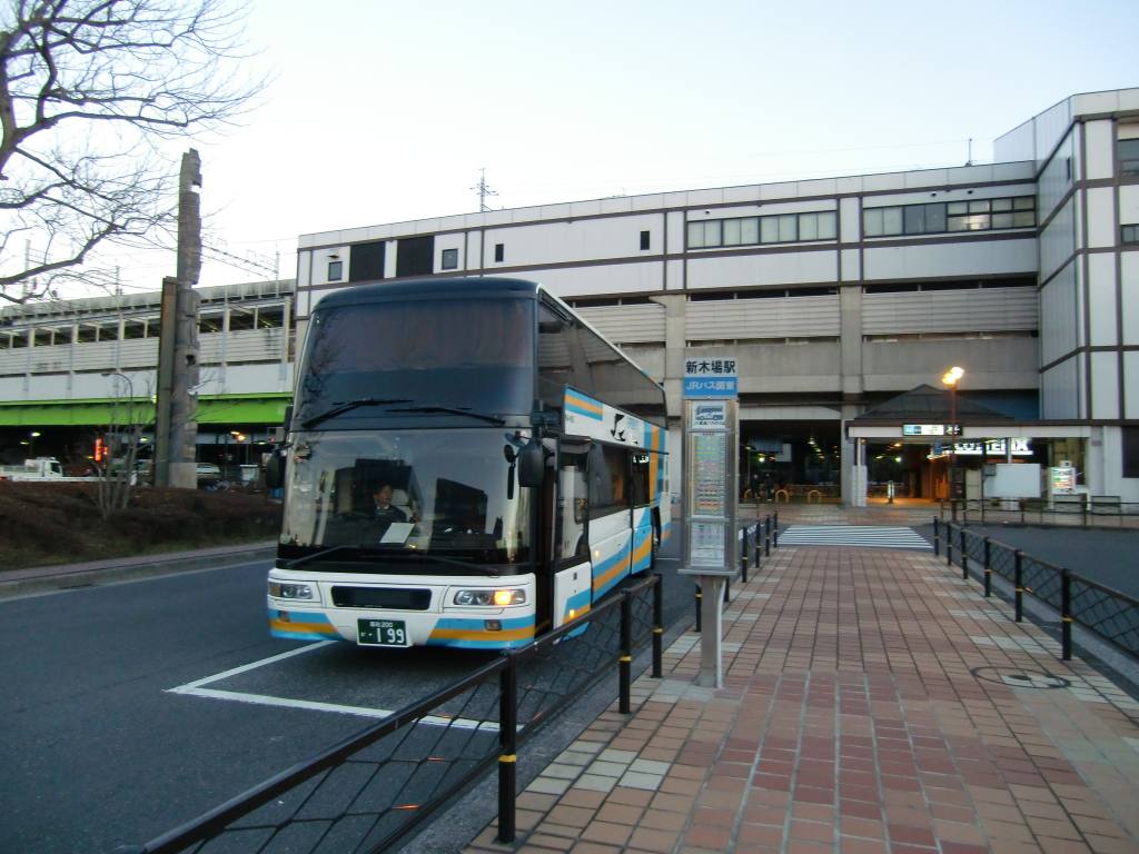 Jr四国バス ドリーム高知 プレミアムシート 山で働いていた が淡々と綴る日記もどき