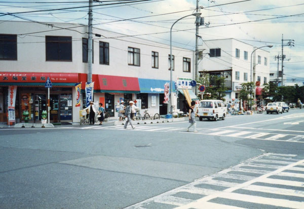 ：89・厚狭駅前交差点　北西
