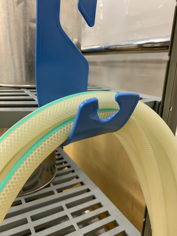 9B024BEE-0871-45F3-AF96-9E4C6AEC0F6F