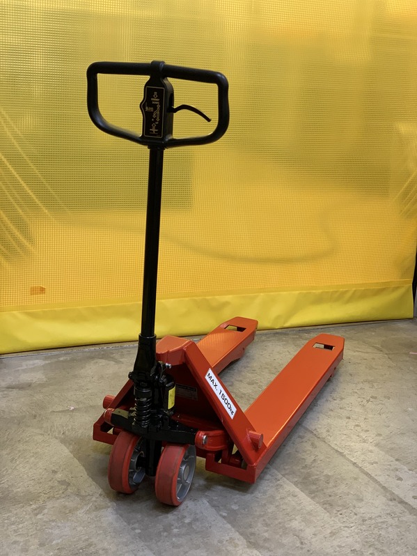 48D76A04-73A9-4595-9759-989912E86E4F