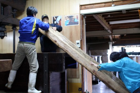 富士玄米黒酢の搾り6