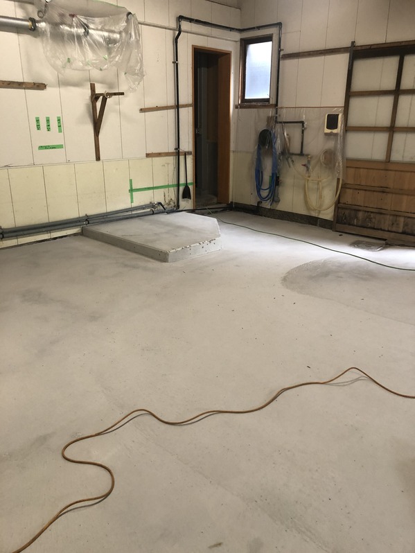 由良工事床07