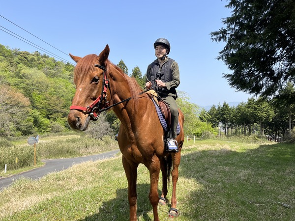 3D5F20E1-CB9A-4EE3-A5DF-D10F03652EB5