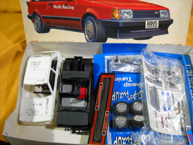 ニチモ 1/24 ボルク ファミリアXG 1/24 マツダ ファミリア XC/323 - サン星