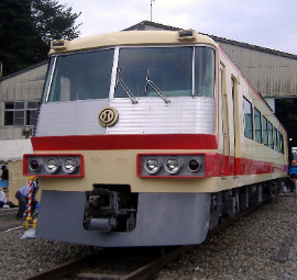 西鉄特急電車 2000形 西鉄2000形