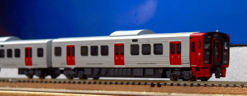 Nゲージ813系 やっと店頭発売 : ワシの戯言