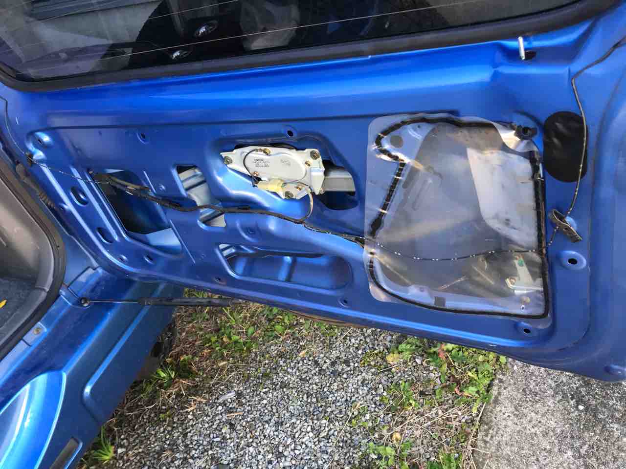 ジムニーjb23w1 に4型のバックドアに取り換え いかけやのおっちゃん ジムニーjb23w1 に4型のバックドアに取り換え いかけやのおっちゃん