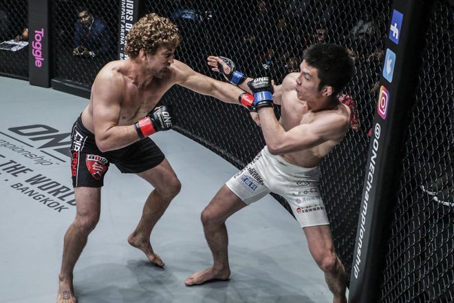 One65 青木真也 アスクレンに57秒でtko負け 王座防衛のアスクレンはそのまま引退 打投極速報 One65 青木真也 アスクレンに57秒でtko負け 王座防衛のアスクレンはそのまま引退 打投極速報