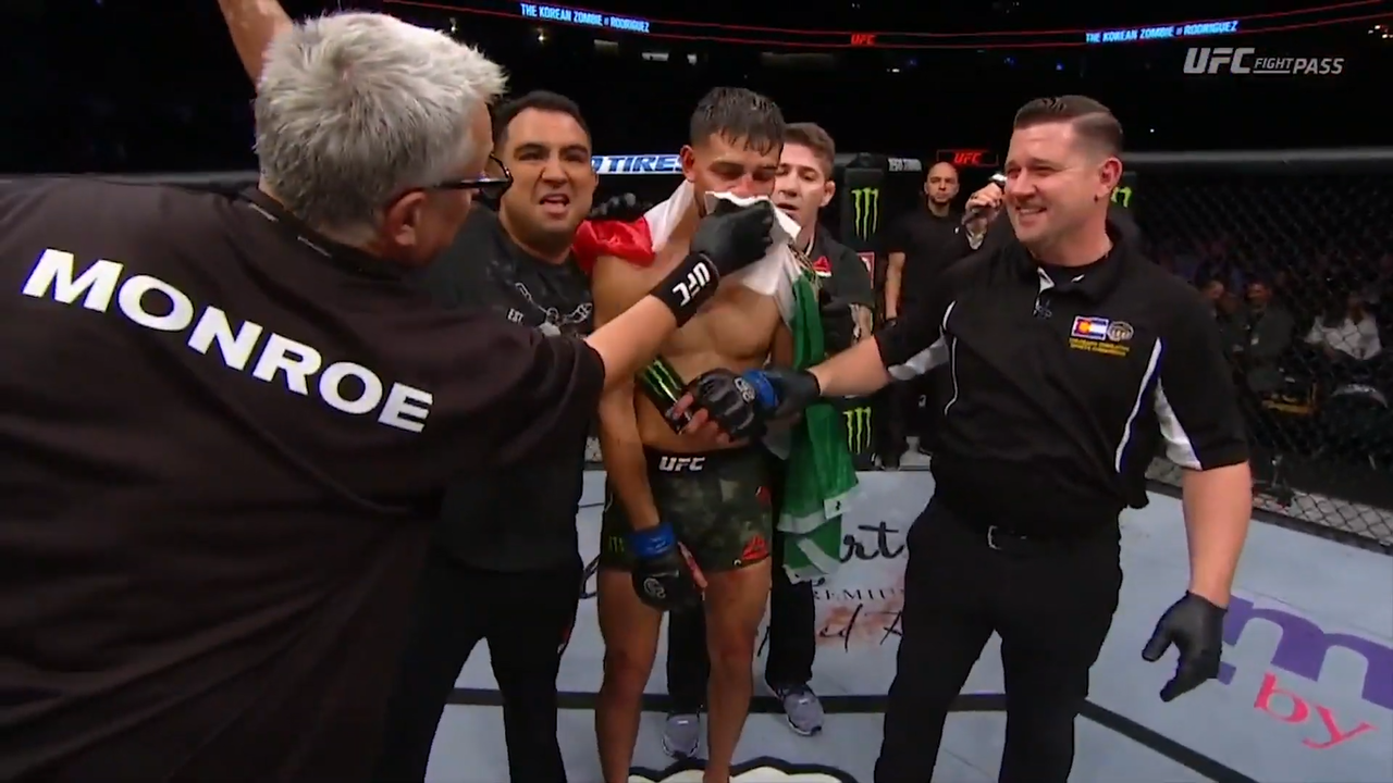 ジョン・チャンソン Vs. ヤイール・ロドリゲス _ 『UFC Fight Night 139』残り1秒で逆転KO勝ちしたヤイール・ロドリゲス ...