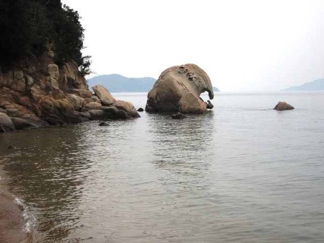 六口島