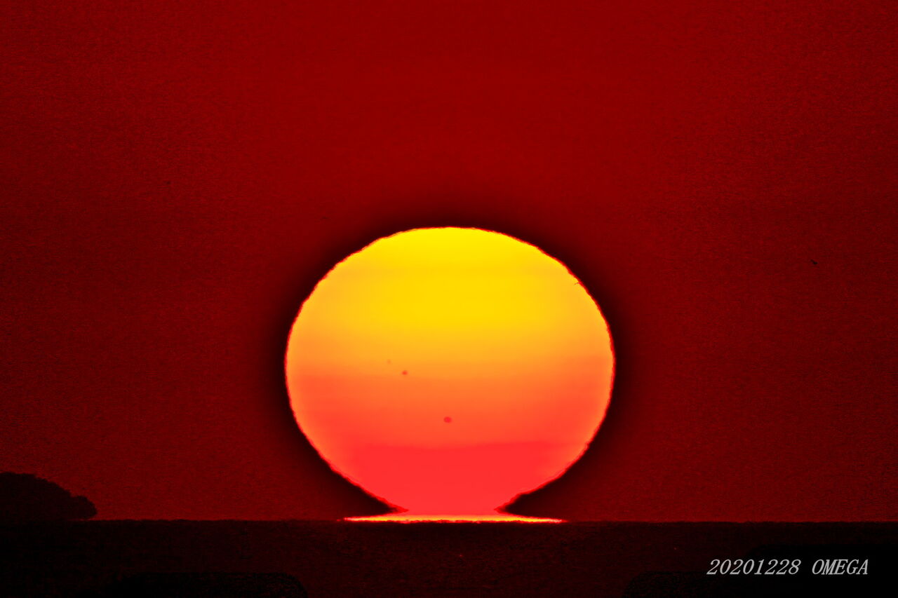 瀬戸のだるま夕日 風早のだるま夕日 12 28 瀬戸のだるま夕日 風早のだるま夕日 12 28