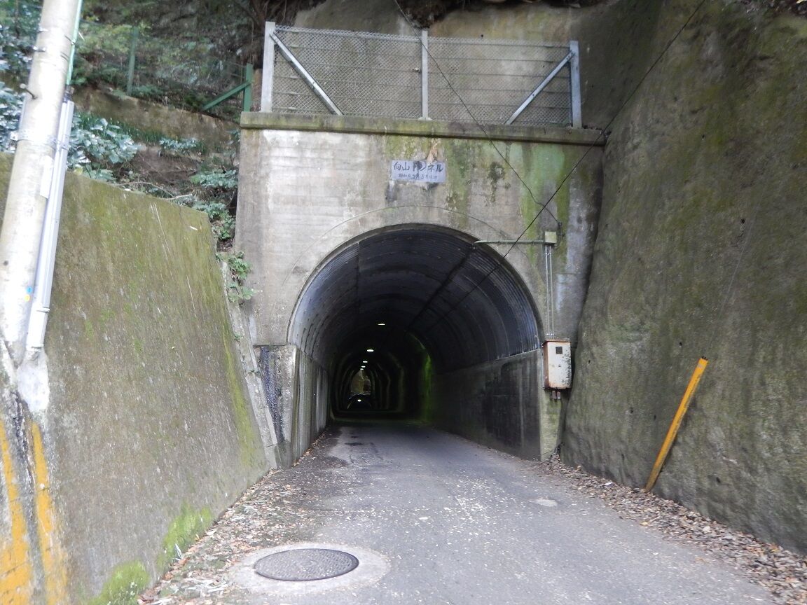 養老渓谷弘文洞跡に行ってみる いはちのcp ちゃらんぽらん 倶楽部 養老渓谷弘文洞跡に行ってみる いはちのcp ちゃらんぽらん 倶楽部