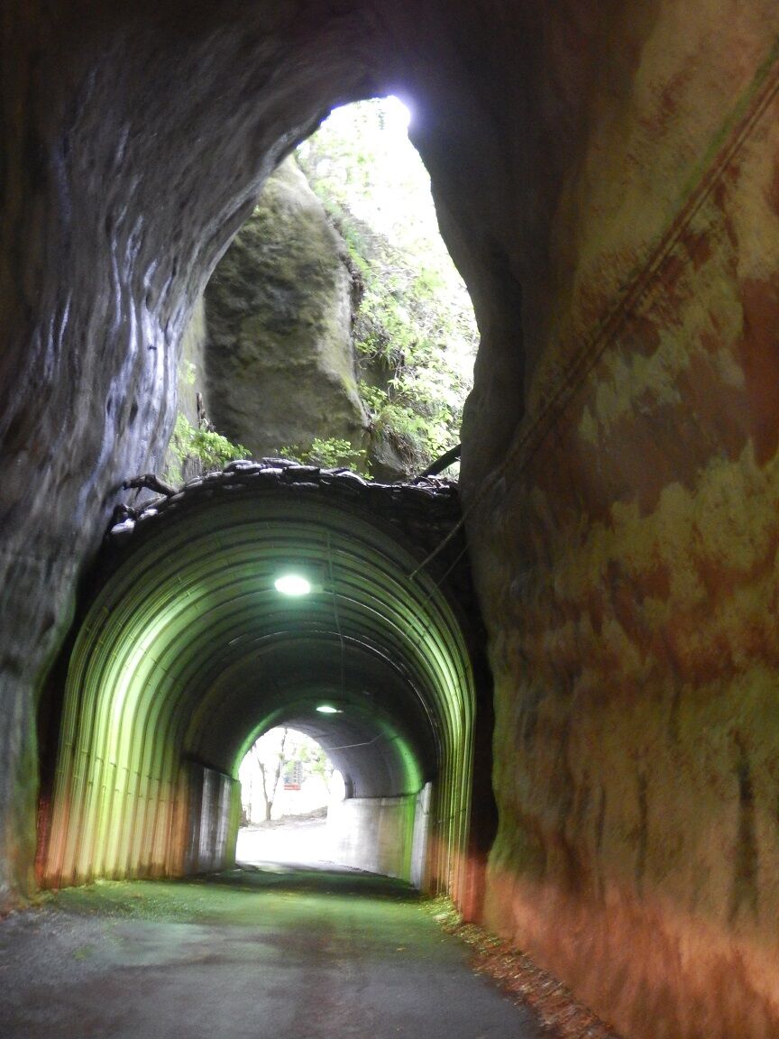 養老渓谷二段トンネル いはちのcp ちゃらんぽらん 倶楽部