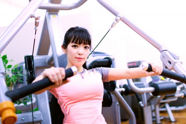 スラリと長い腕美人さんには やっぱり いつまでもキレイでいたいよね