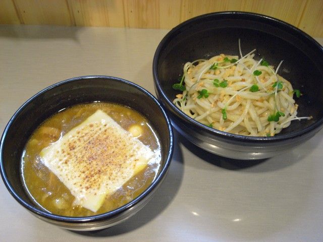 R1102362.JPG R1102362.JPG