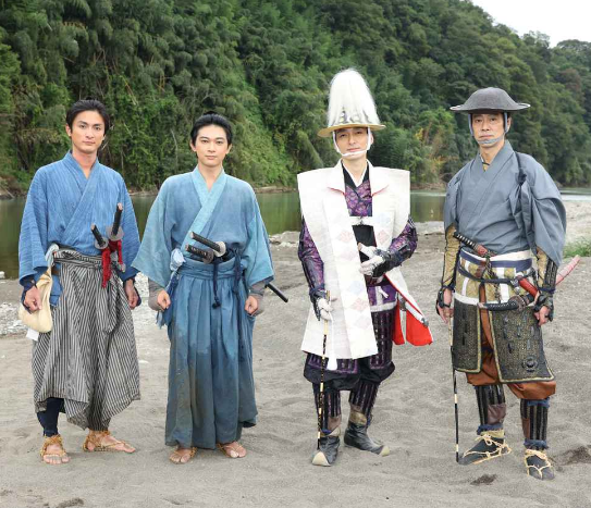 け 青天 いつまで 衝 を