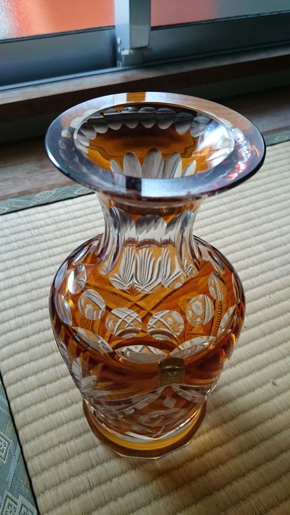 世田谷区 クリスタル花瓶 花器 買い取り致しました 池屋美術