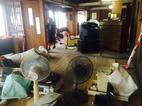 11995698_834200403360079_1674194724_n