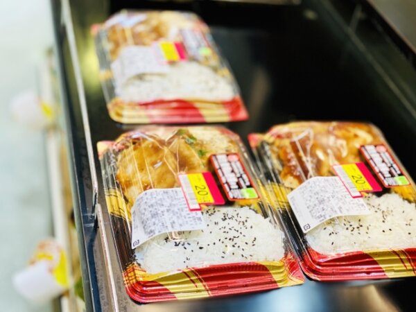 半額弁当ハンターワイ、ついに恥を完全に捨てさる・・・