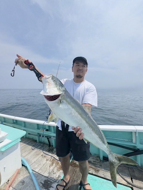 7/16(木) 5号船/午前便 泳がせ釣り🎣 (1/4)