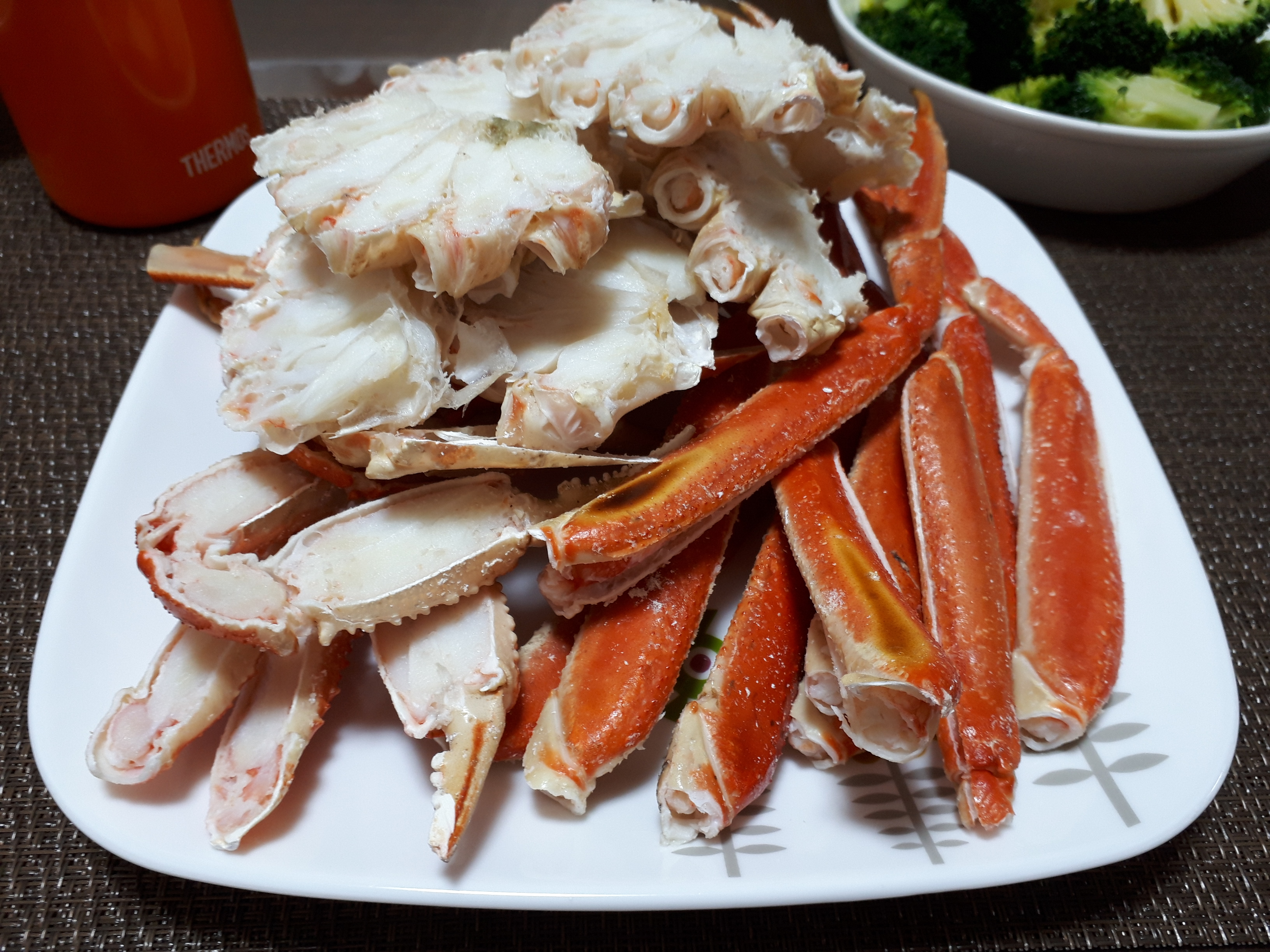 カニ食べ放題ですよ すーぱーろんりーシャン 飲み食いれぽーと