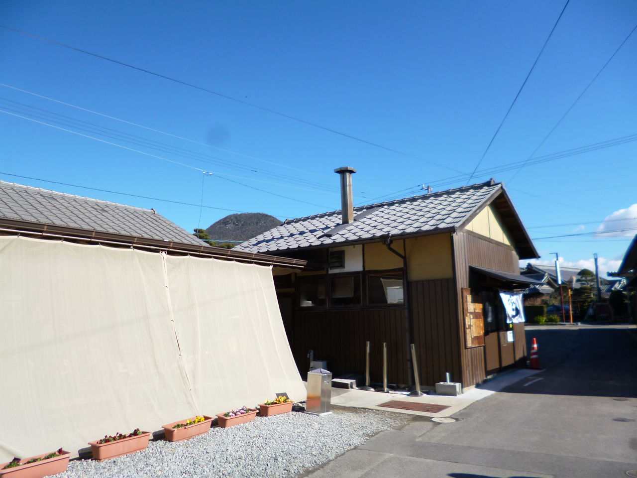 しめ鯖おかわりぃ 一鶴丸亀本店 すーぱーろんりーシャン 飲み食いれぽーと しめ鯖おかわりぃ 一鶴丸亀本店 すーぱーろんりーシャン 飲み食いれぽーと
