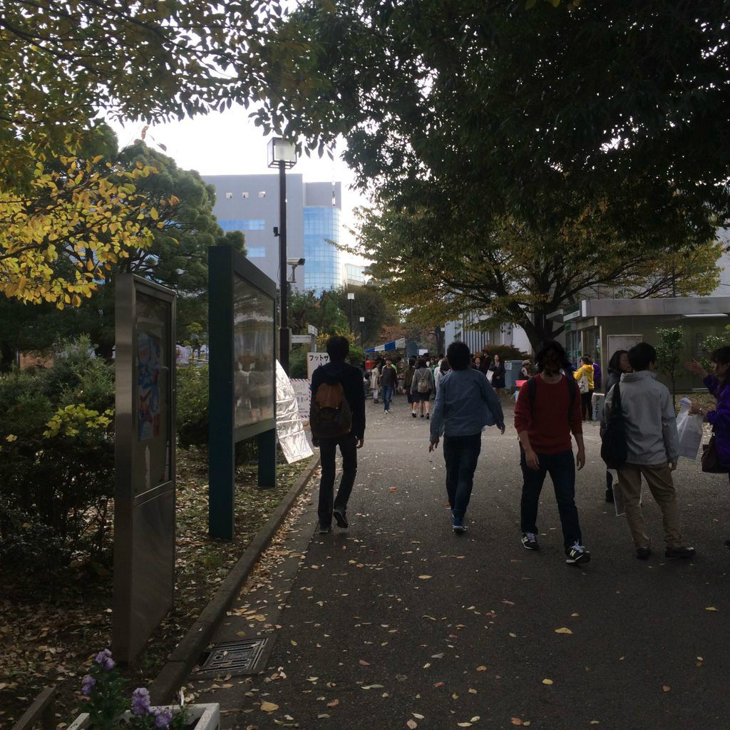 明治大学生田キャンパス学園祭 インプレスト生田