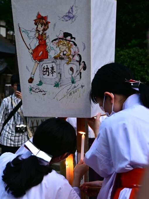 石踊紘一 花を持つ娘