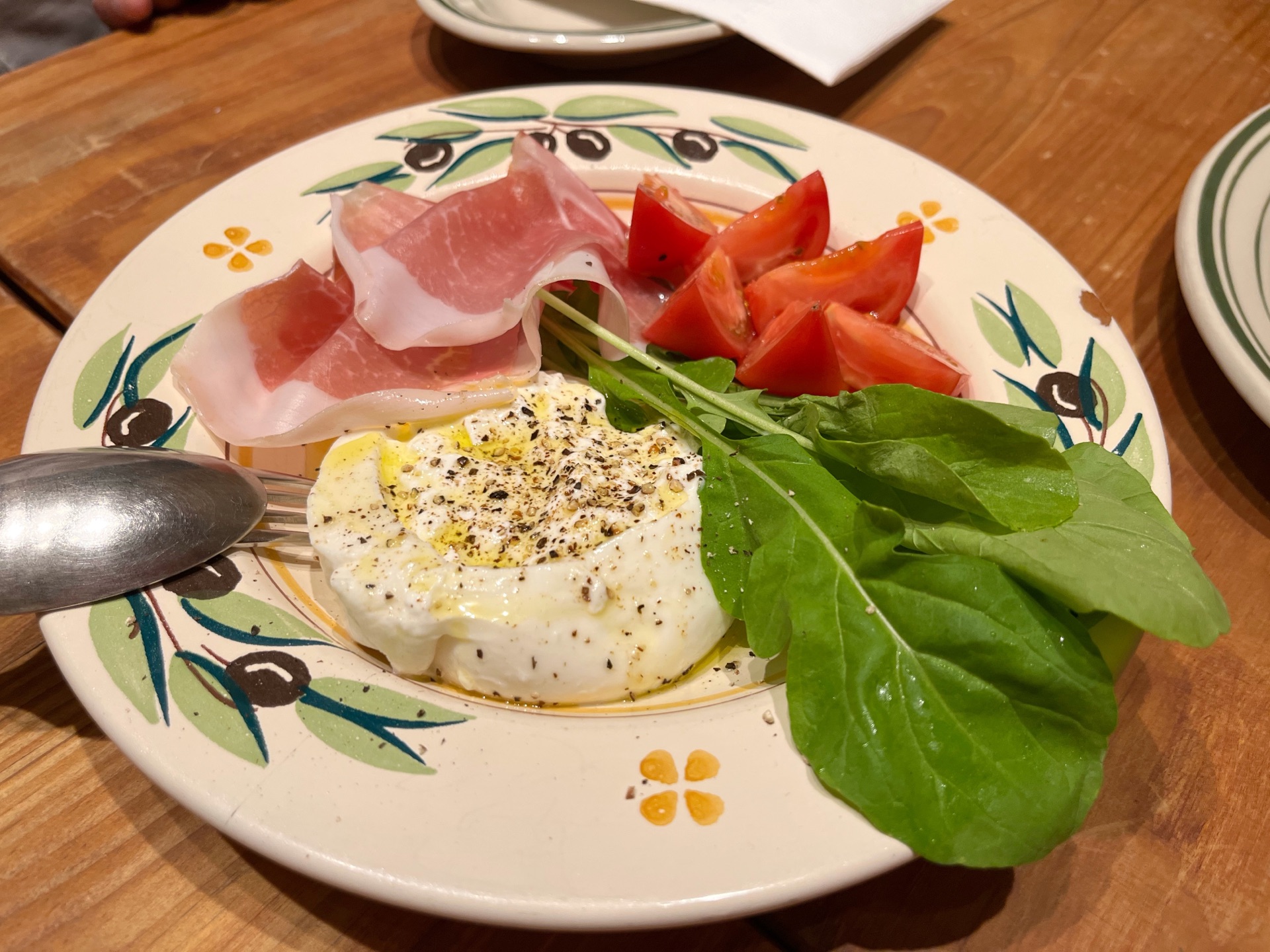 南イタリアの料理を存分に楽しめるトラットリアでご褒美 ラピニャータ 本町 ちびっこ酒場放浪記 関西