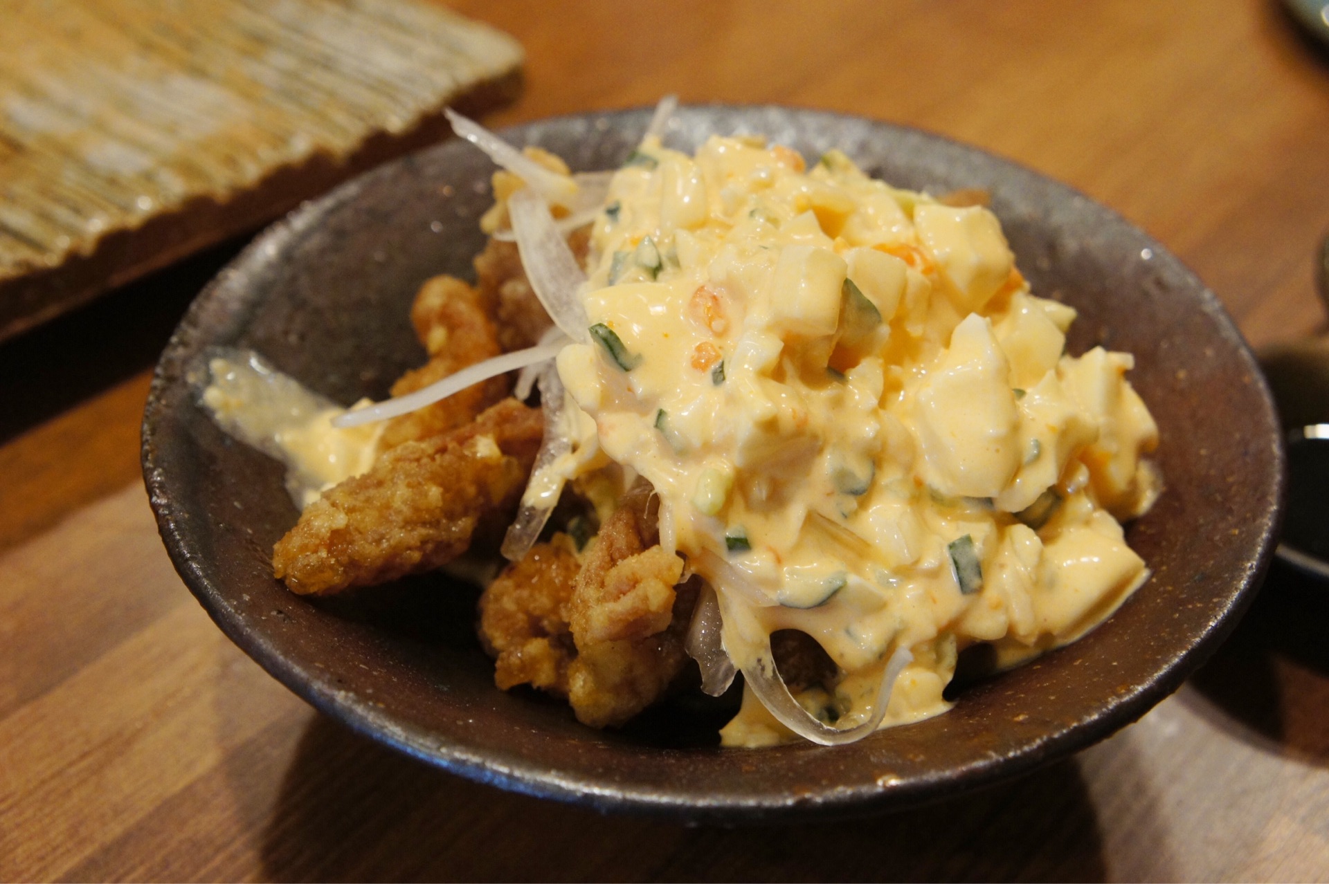 チーズつくね絶品 昼から焼き鳥で一杯もいいかも 炭焼きモータープールso Sin 中津 ちびっこ酒場放浪記 関西 チーズつくね絶品 昼から焼き鳥で一杯もいいかも 炭焼きモータープールso Sin 中津 ちびっこ酒場放浪記 関西